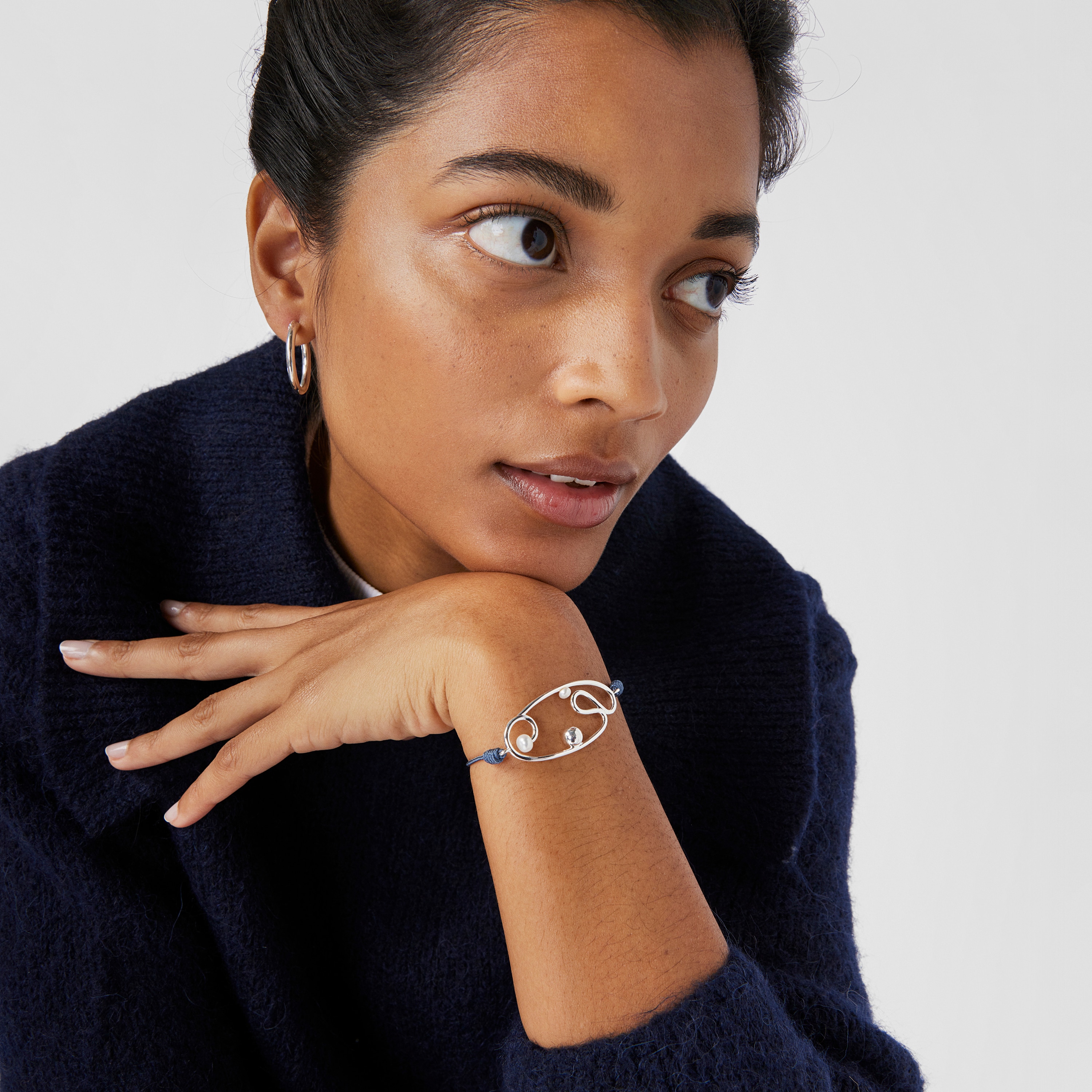 Nylon Tsuri Bracelet with silver motif and cultured pearls