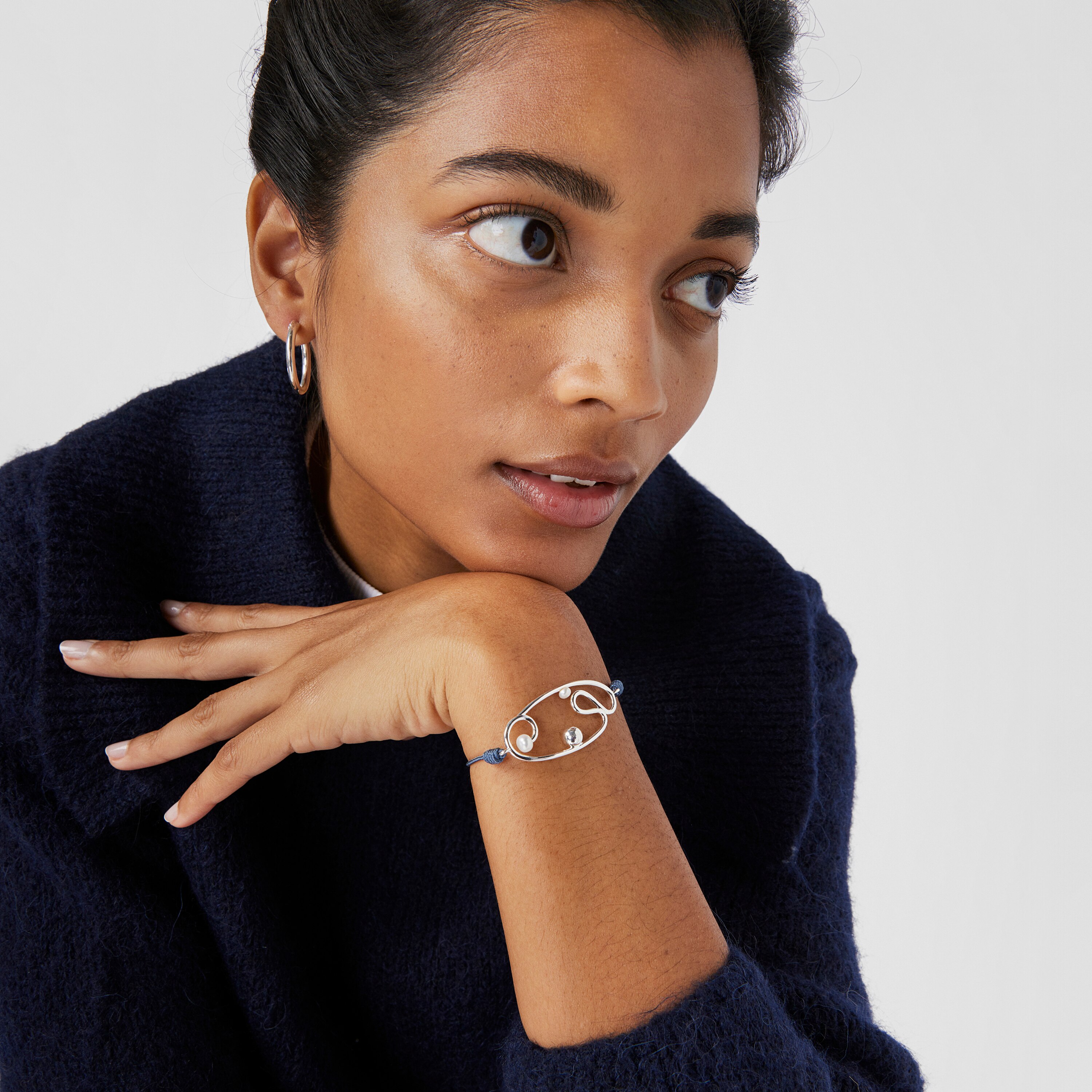 Nylon Tsuri Bracelet with silver motif and cultured pearls