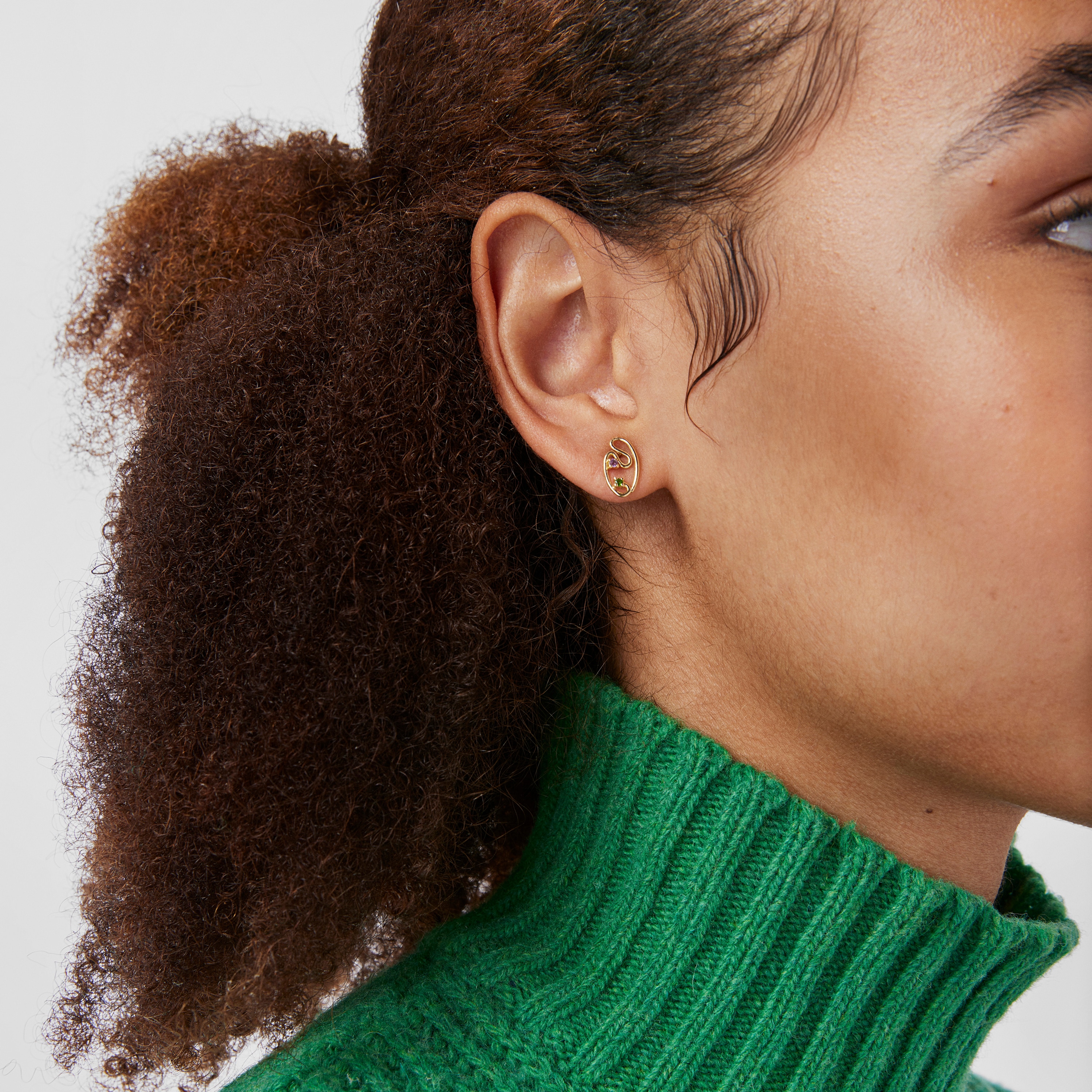 Gold Tsuri earrings with gemstones