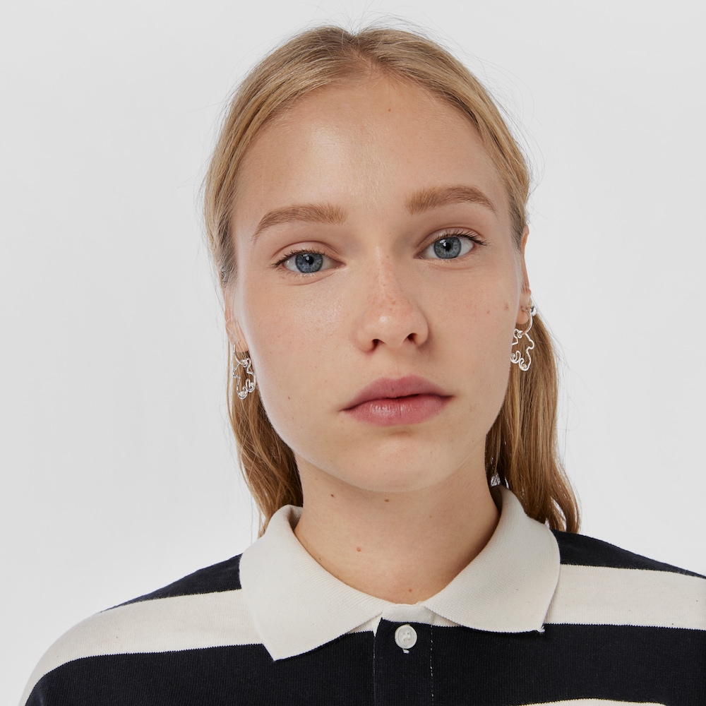 Silver Tsuri Bear hoop earrings with cultured pearls image number 5