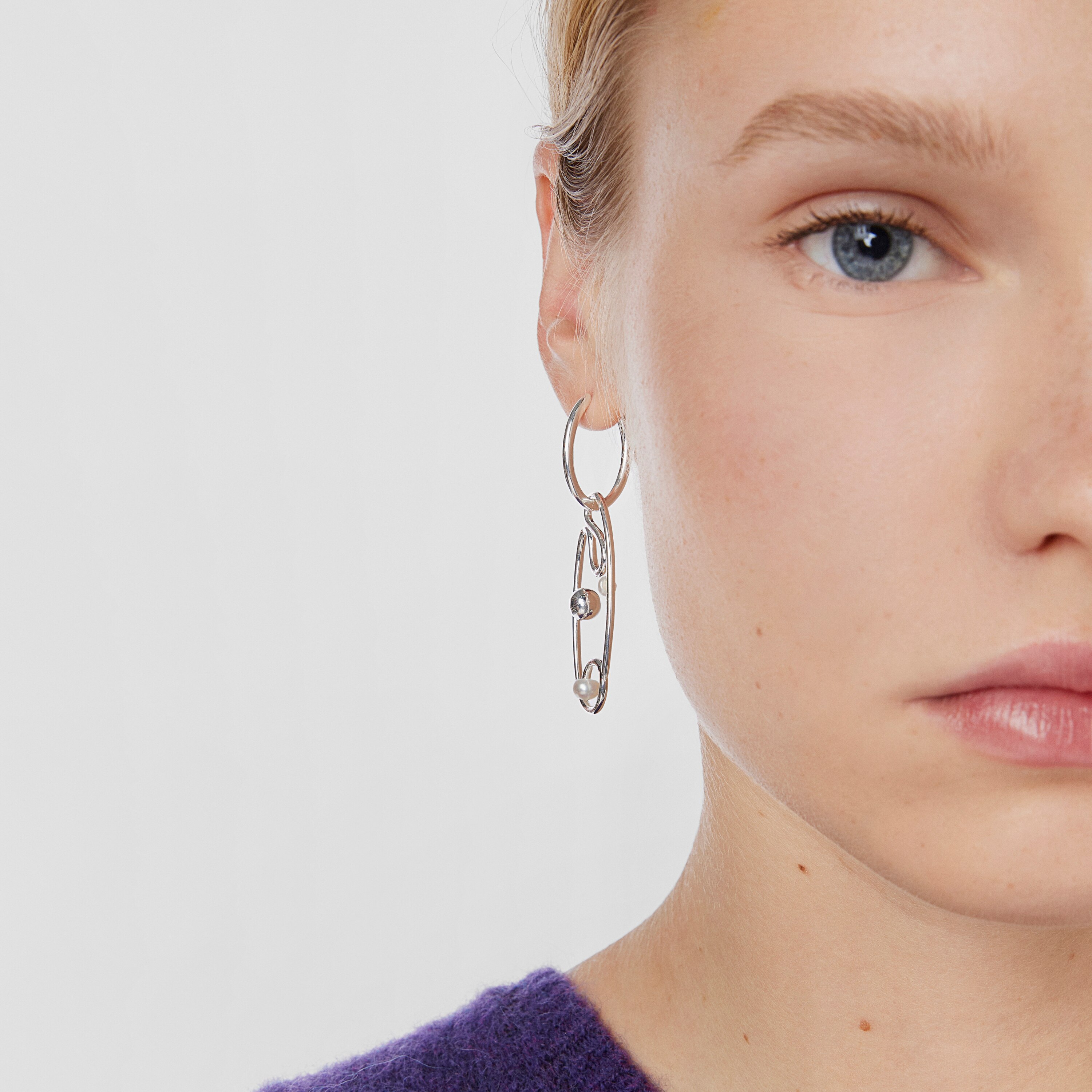 Silver Tsuri Hoop earrings with cultured pearls