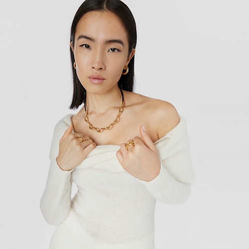 Collar con baño de oro 18 kt sobre plata y cuero Bent