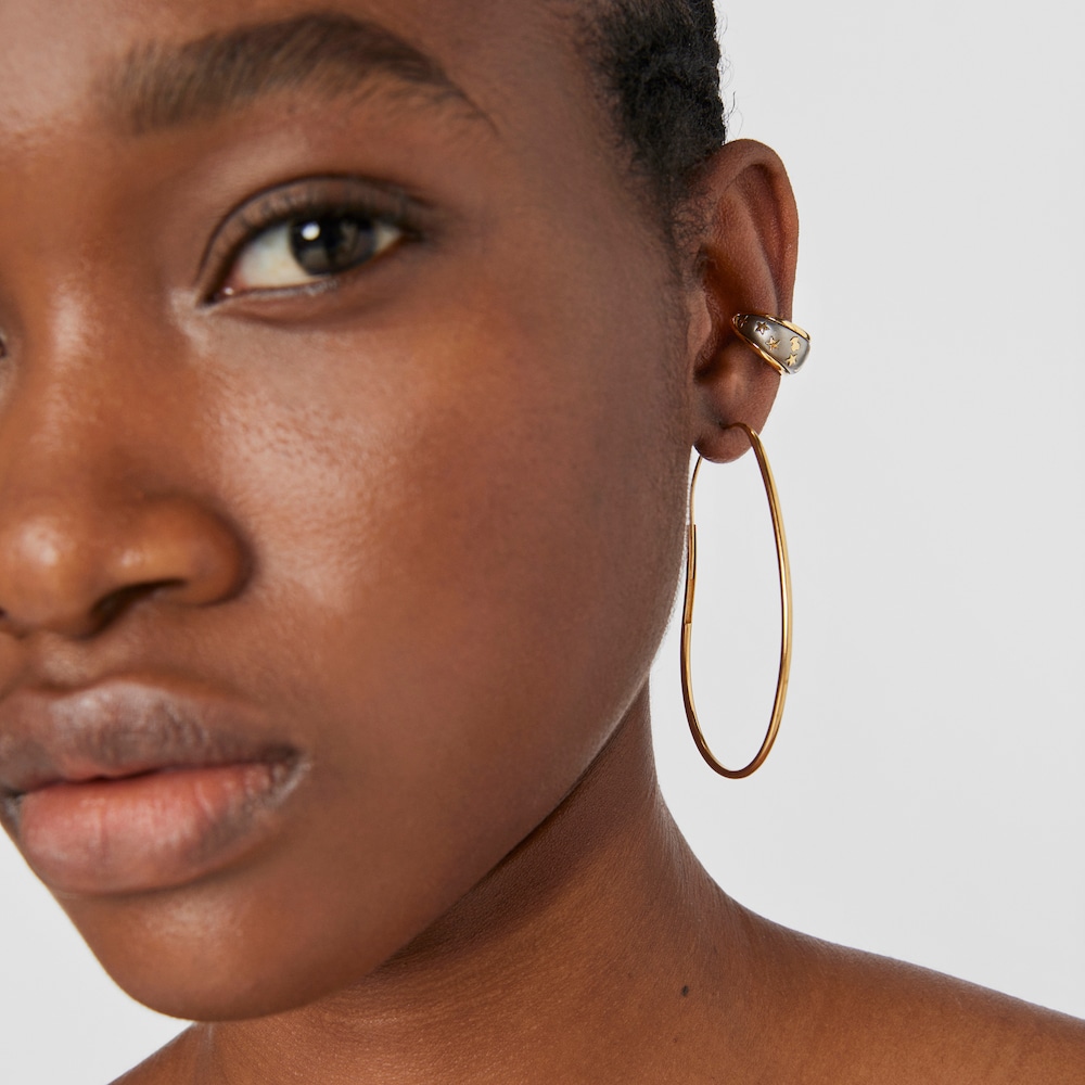 Earcuff con ba&ntilde;o de oro 18 kt sobre plata y dark silver Twiling