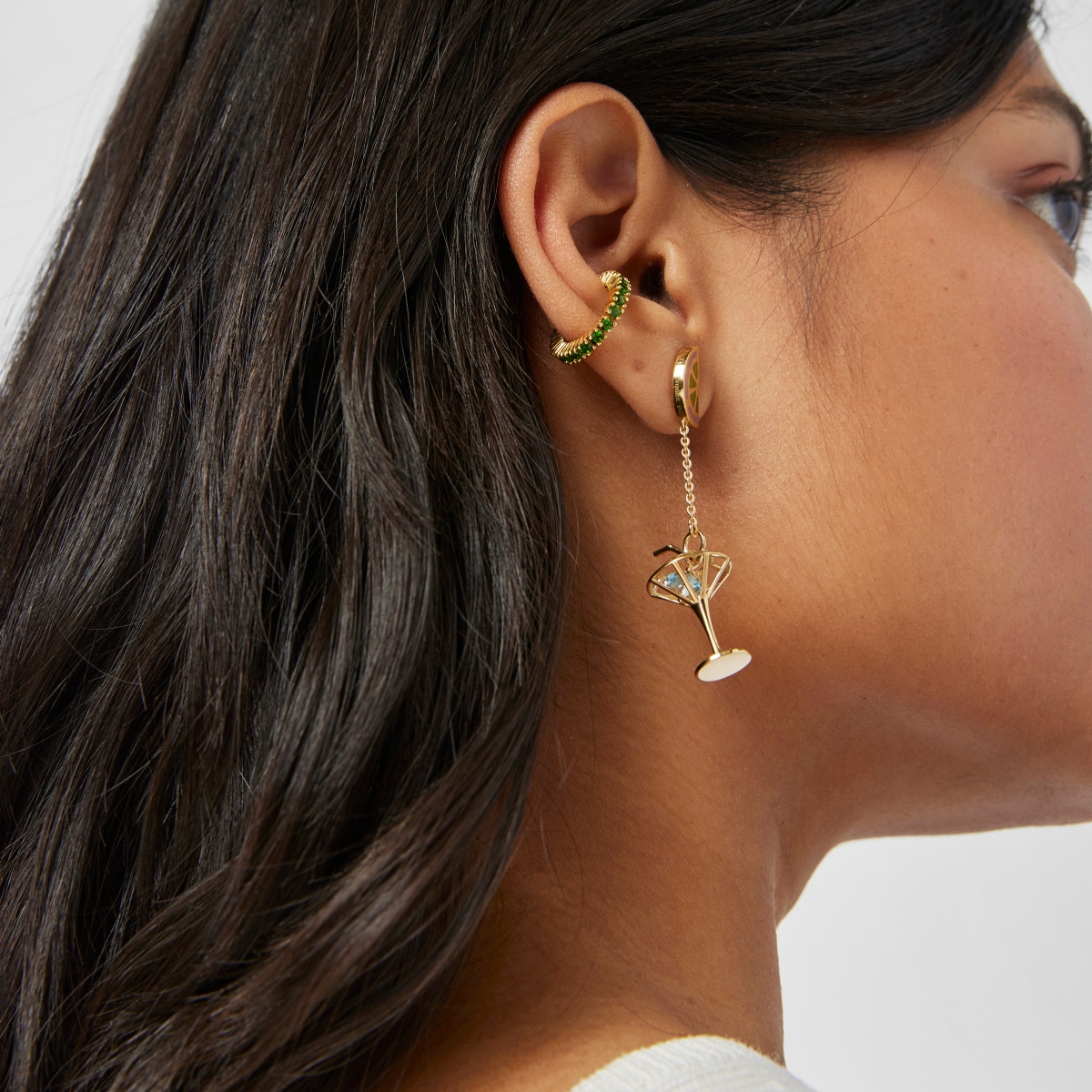 Earcuff con baño de oro 18 kt sobre plata y cromodiópsido TOUS Straight
