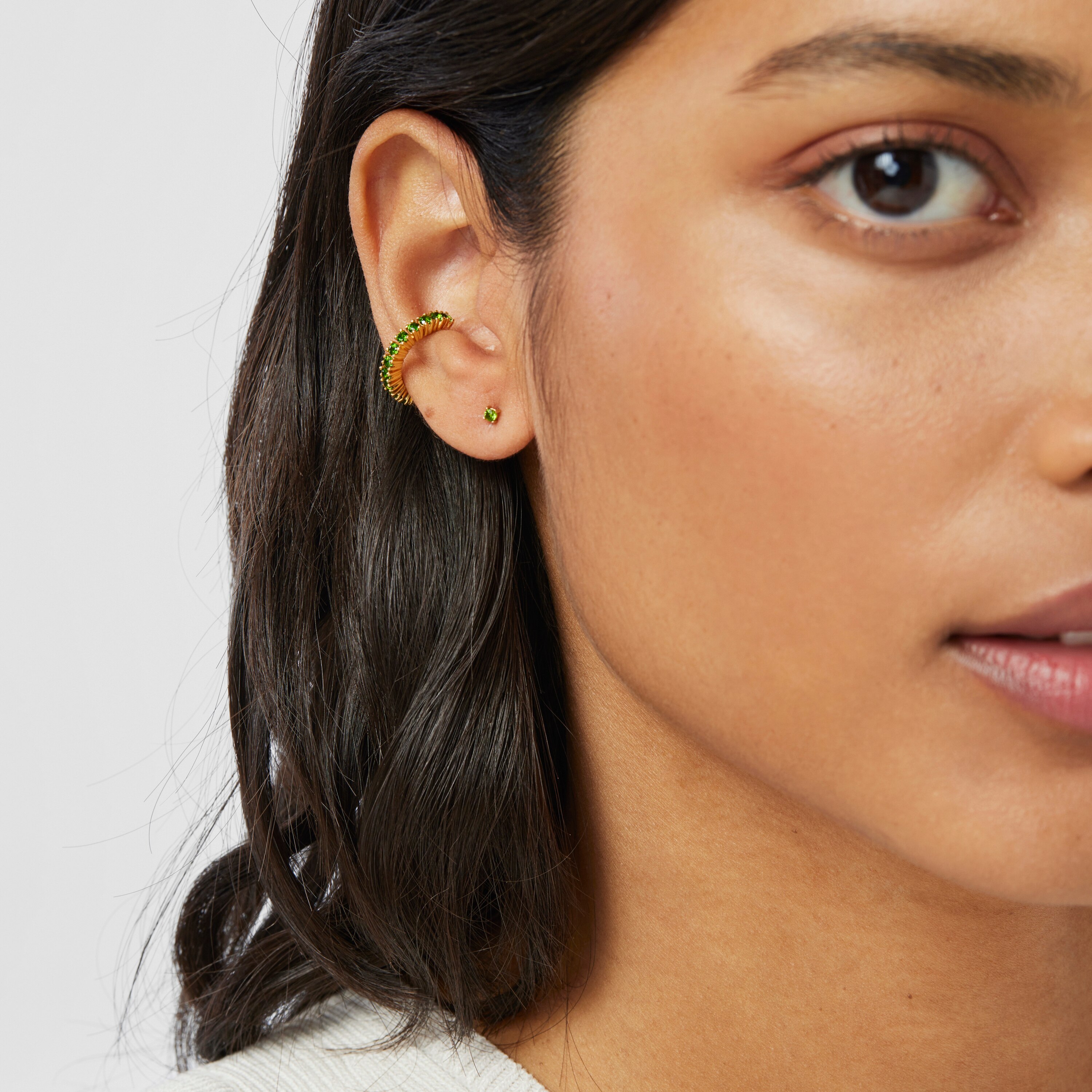 Silver vermeil TOUS Straight Earcuff with chrome diopside