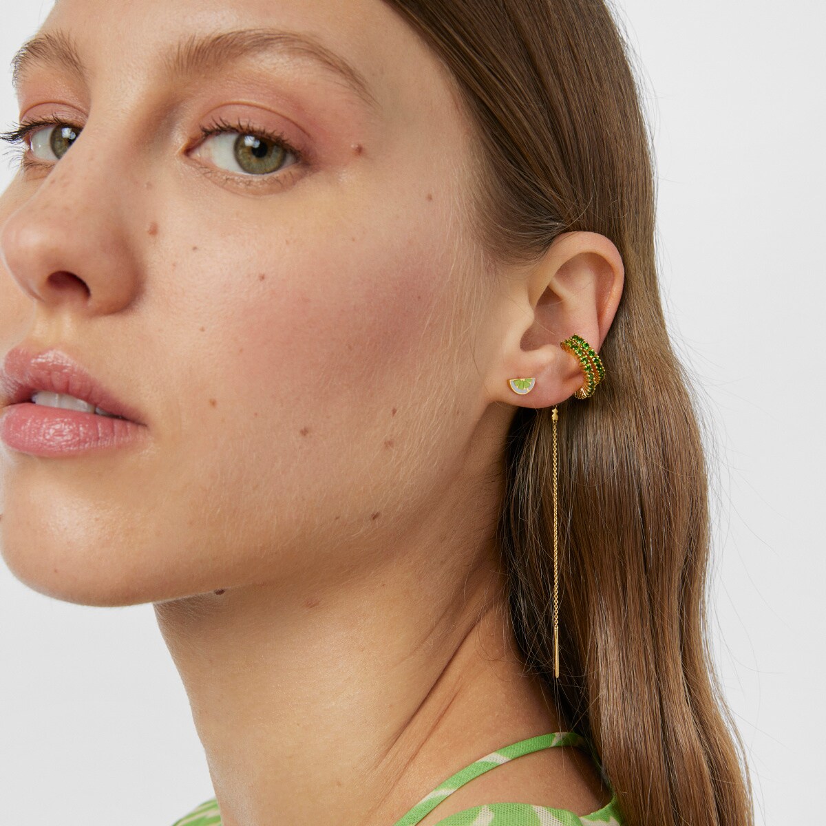 Pendientes earcuff con baño de oro 18 kt sobre plata y cromodiópsido TOUS Straight