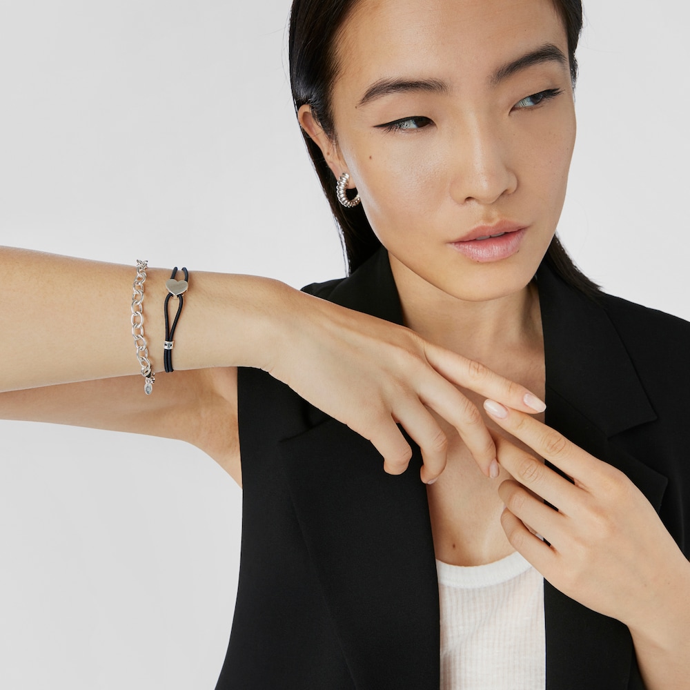 Black elastic Sweet Dolls Bracelet with silver heart