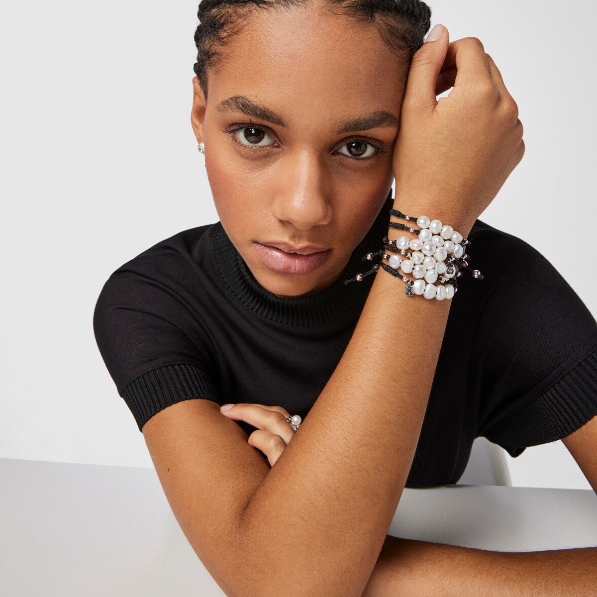 Pulsera de cordón negro, plata y perlas TOUS Pearls