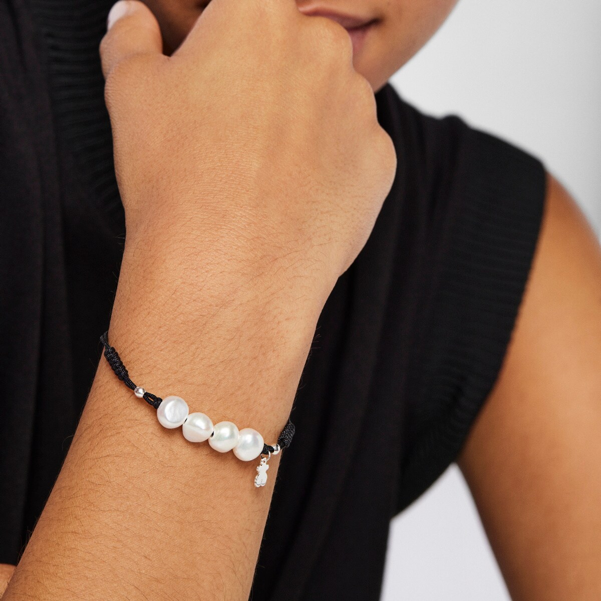 Pulsera de cordón negro, plata y perlas TOUS Pearls