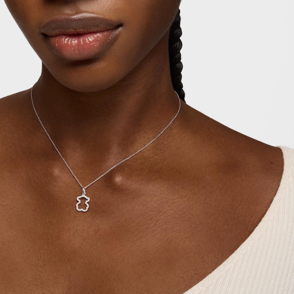 Colgante de oro blanco Silueta