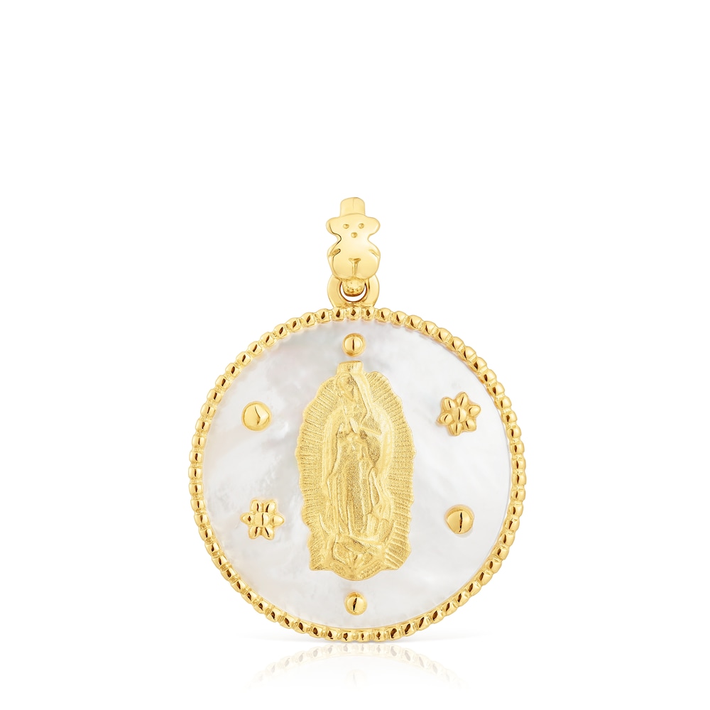 Medalla con ba&ntilde;o de oro 18 kt sobre plata y n&aacute;car Virgen de Guadalupe Devoci&oacute;n image number 0