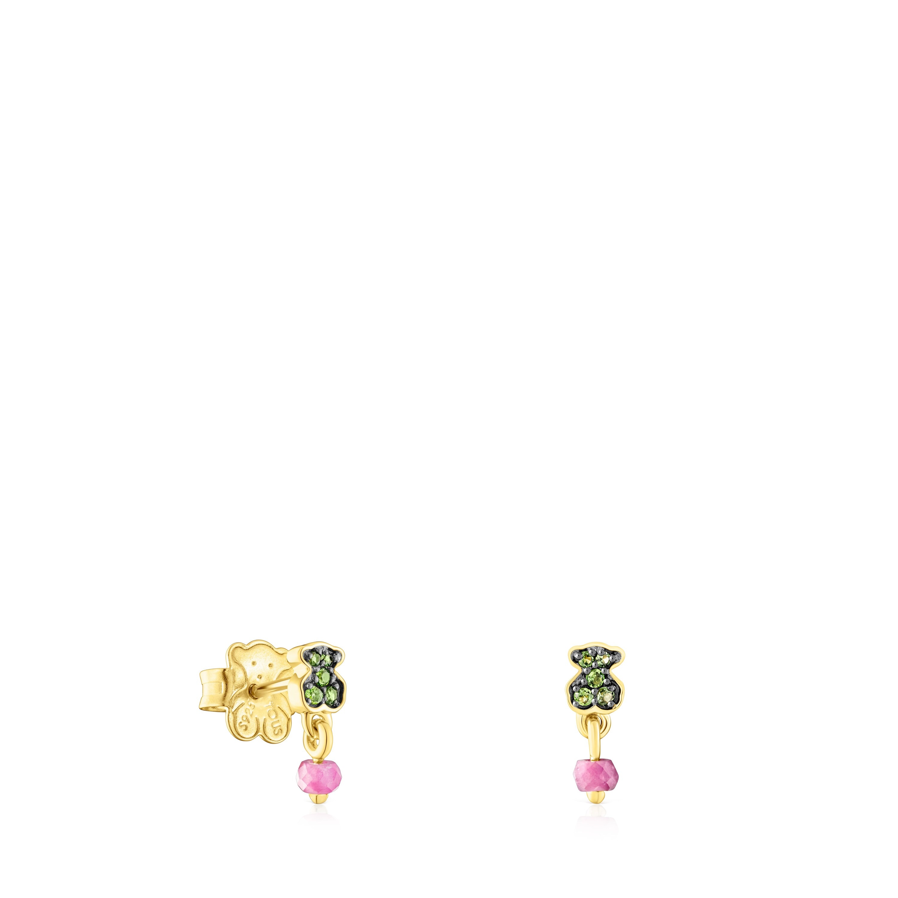 Pendientes con baño de oro 18 kt sobre plata y oso de cromodiópsidos y rubí TOUS New Motif