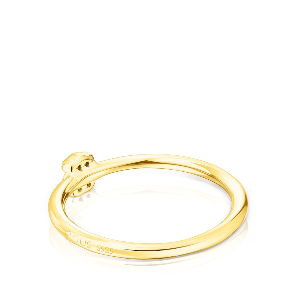Anillo con baño de oro 18 kt sobre plata y oso de cromodiópsidos TOUS New Motif Anillo con baño de oro 18 kt sobre plata y oso de cromodiópsidos TOUS New Motif