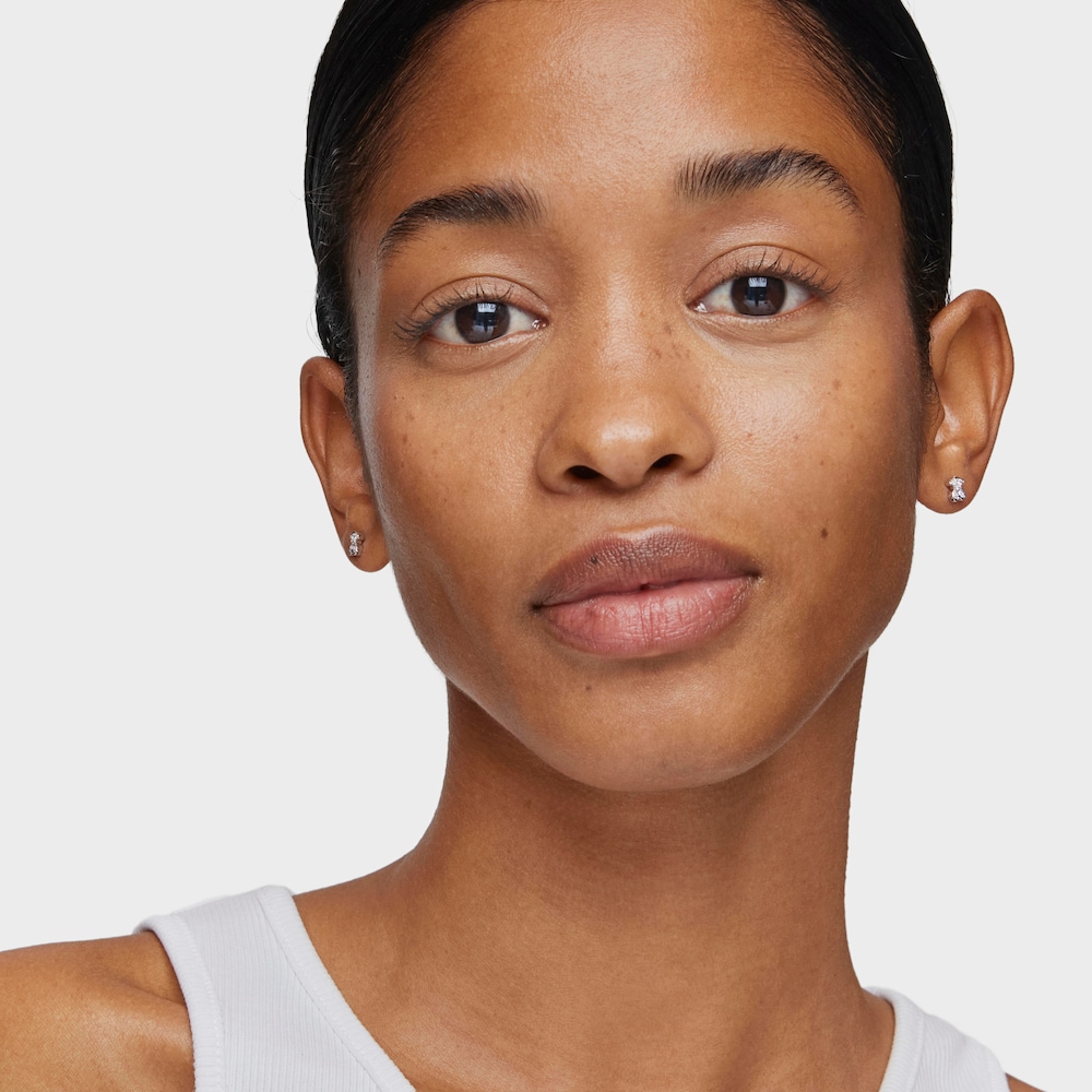 Pendientes estrella de oro blanco 18K y diamantes Puppies