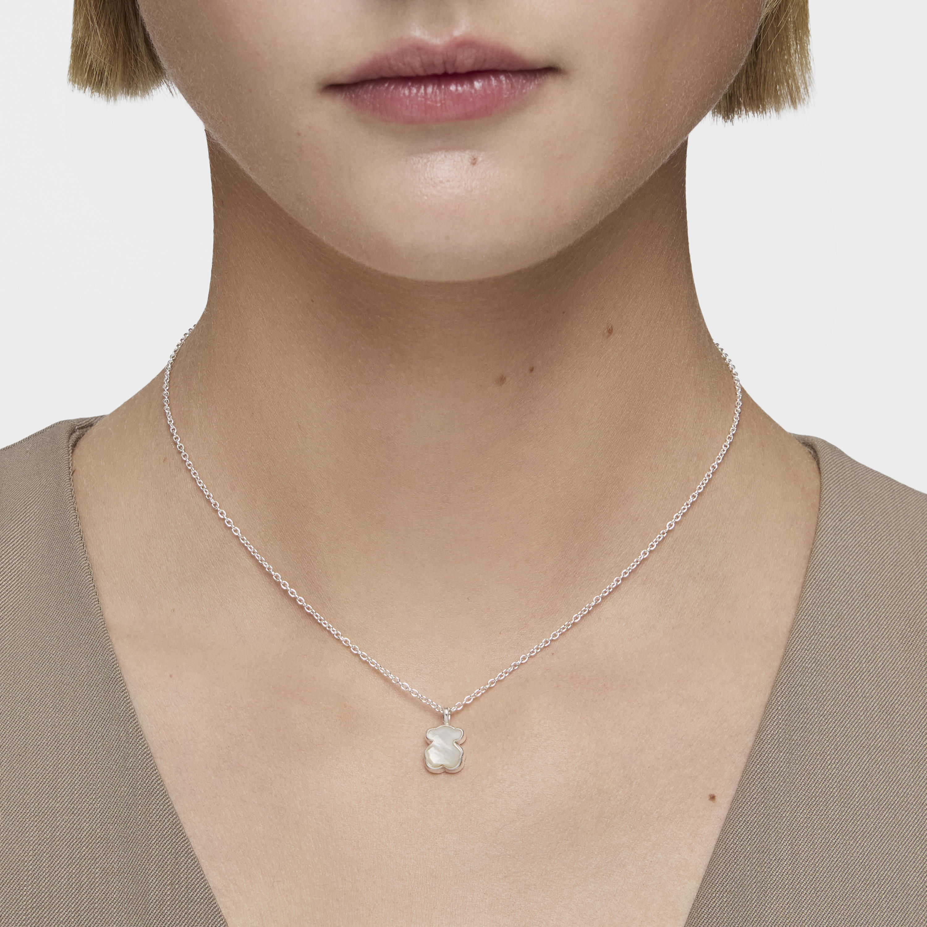 Silver and faceted mother-of-pearl TOUS Color Necklace. 45cm.