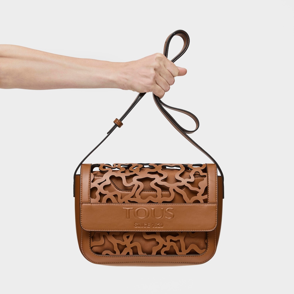 Bandolera marr&oacute;n Amaya Kaos Shock