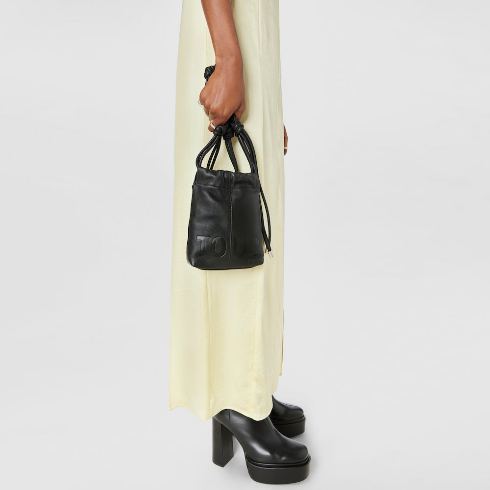 Mini bolso negro de piel TOUS Cloud image number 5