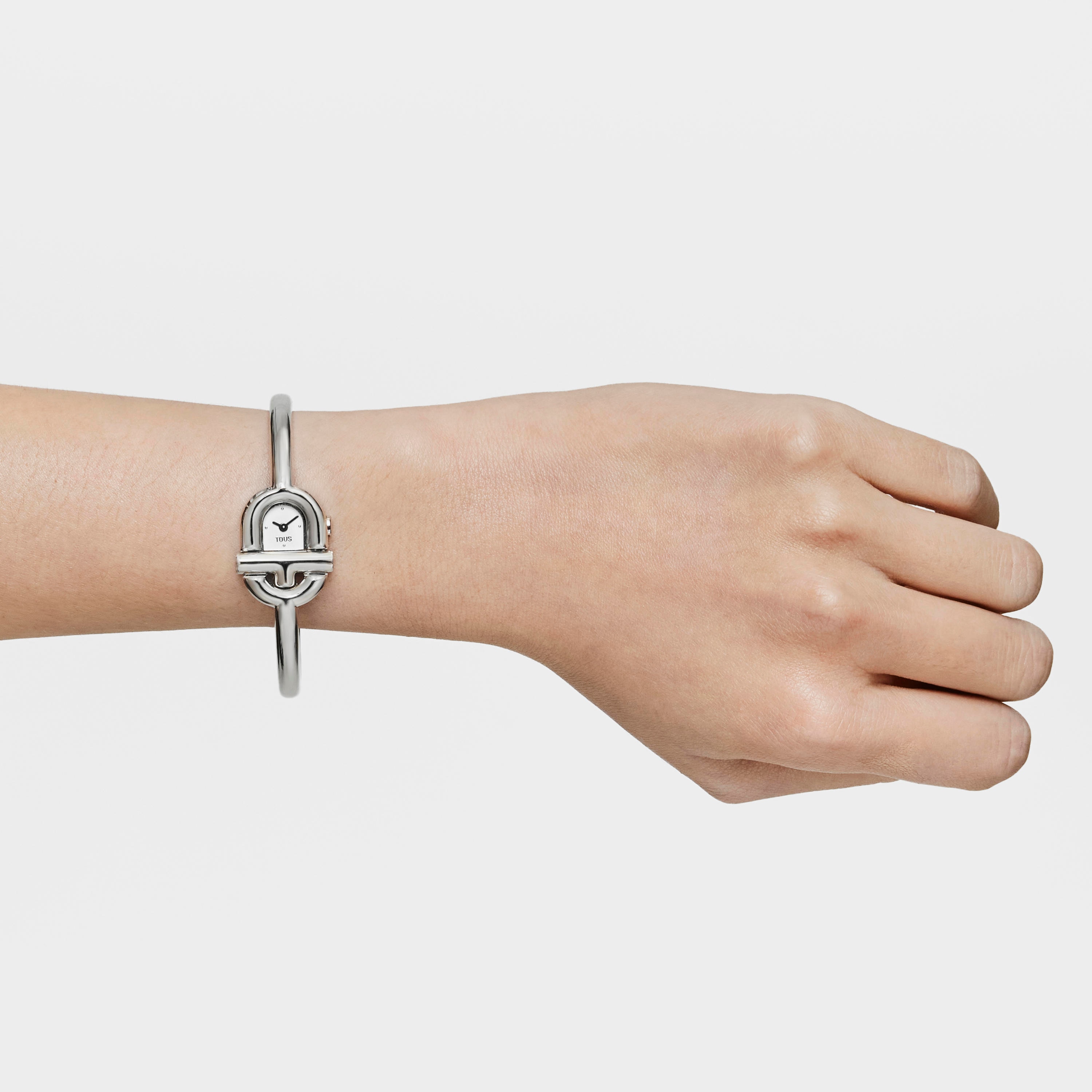 Reloj analógico con brazalete de acero TOUS MANIFESTO