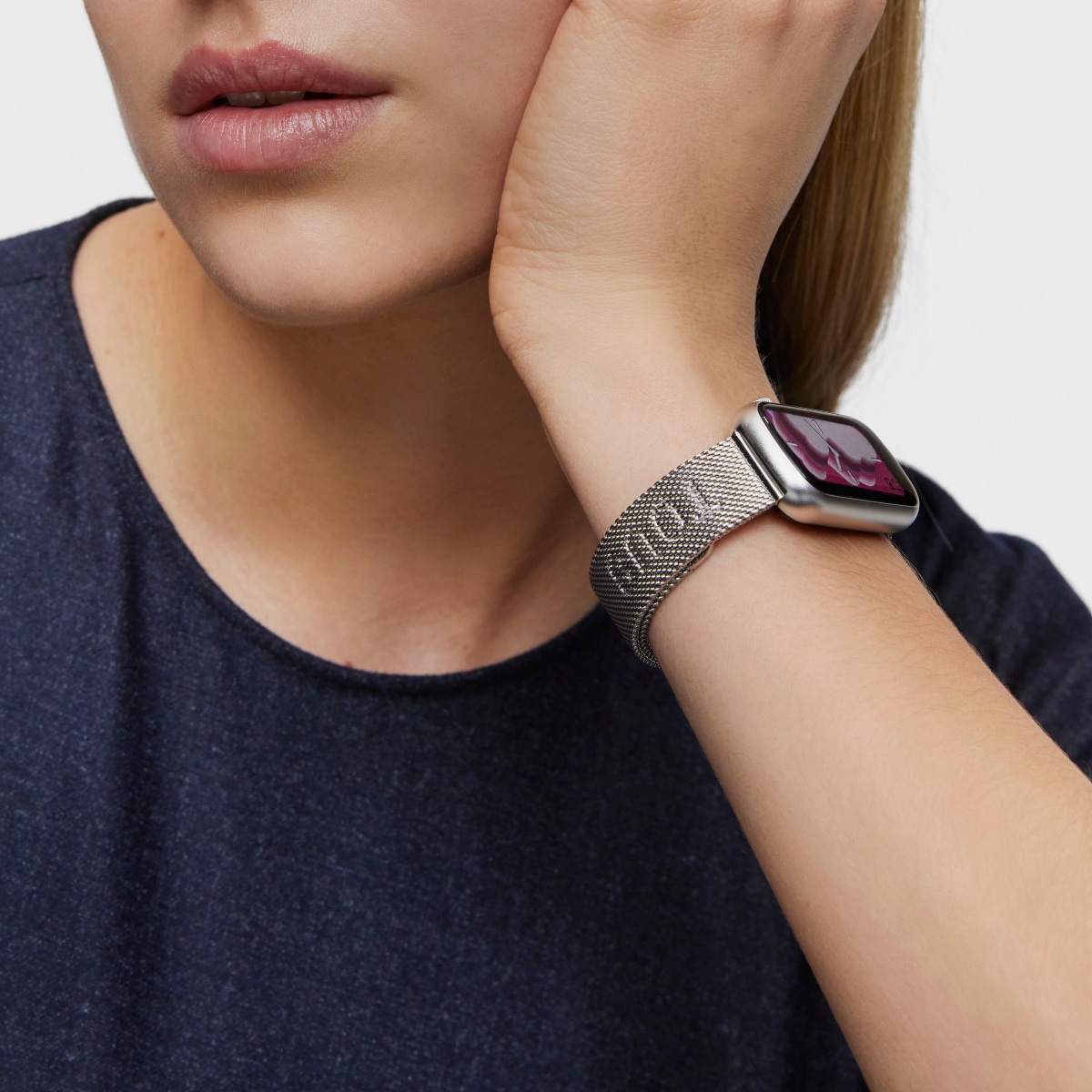 Smartwatch with steel bracelet and aluminum case TOUS TOUS T-Band Mesh
