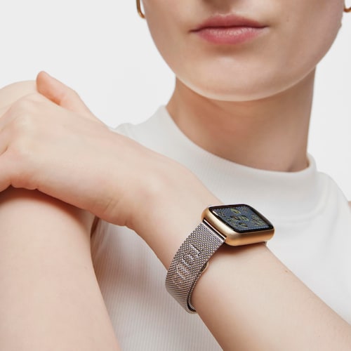 Smartwatch with steel bracelet and aluminum case in gold-colored IPG TOUS TOUS T-Band Mesh