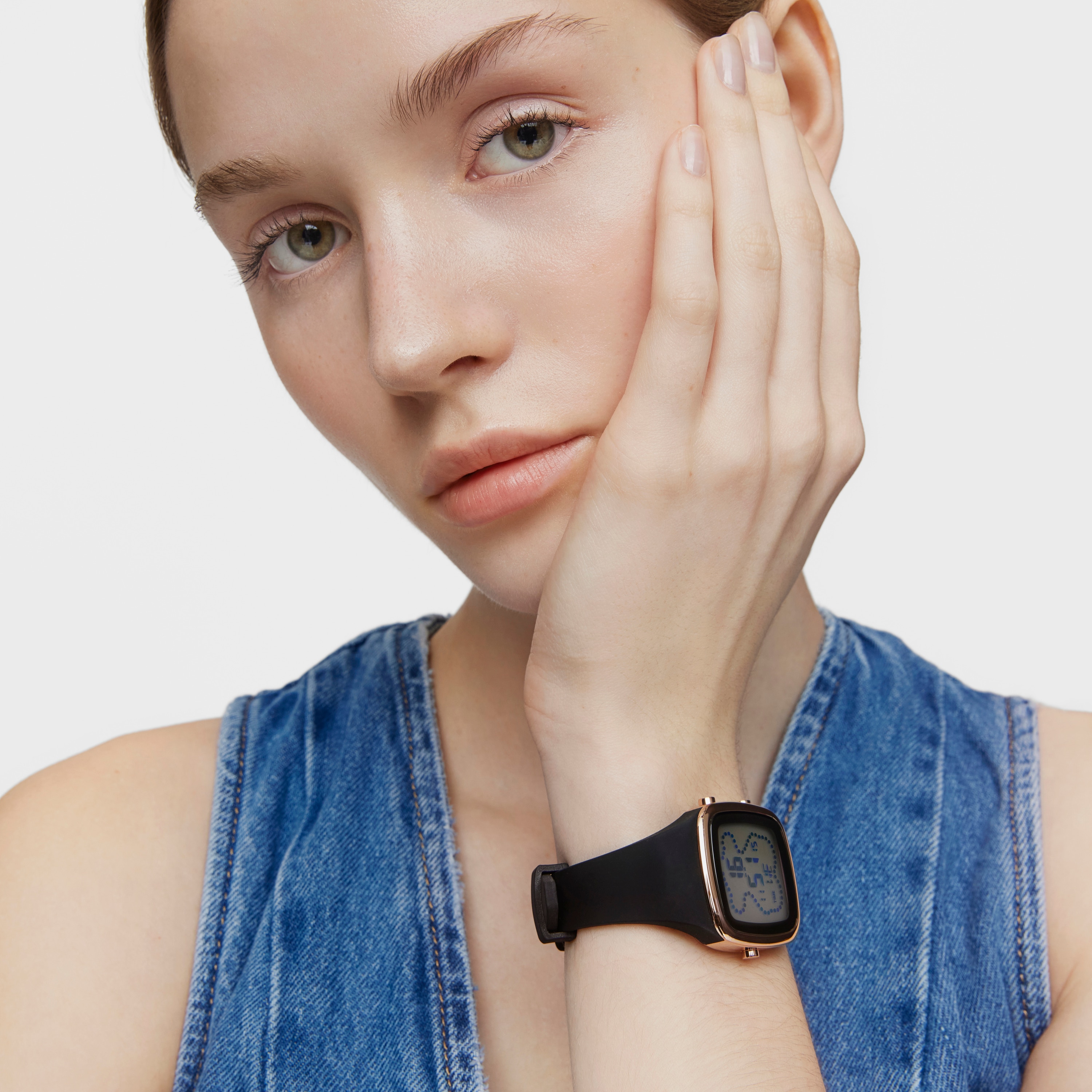 Digital Watch with black silicone strap and rose-colored IPRG steel case TOUS B-Time
