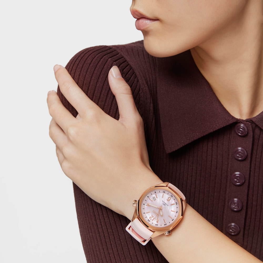 Reloj gmt autom&aacute;tico con correa de silicona rosa, caja de acero IPRG rosa y esfera de n&aacute;car TOUS Now