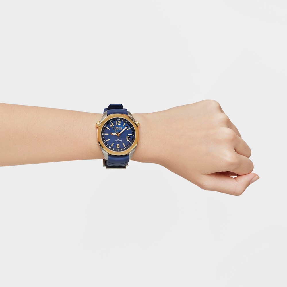 Reloj gmt automático con correa de silicona azul marino, caja de acero IPG dorado y esfera de nácar TOUS Now image number 8