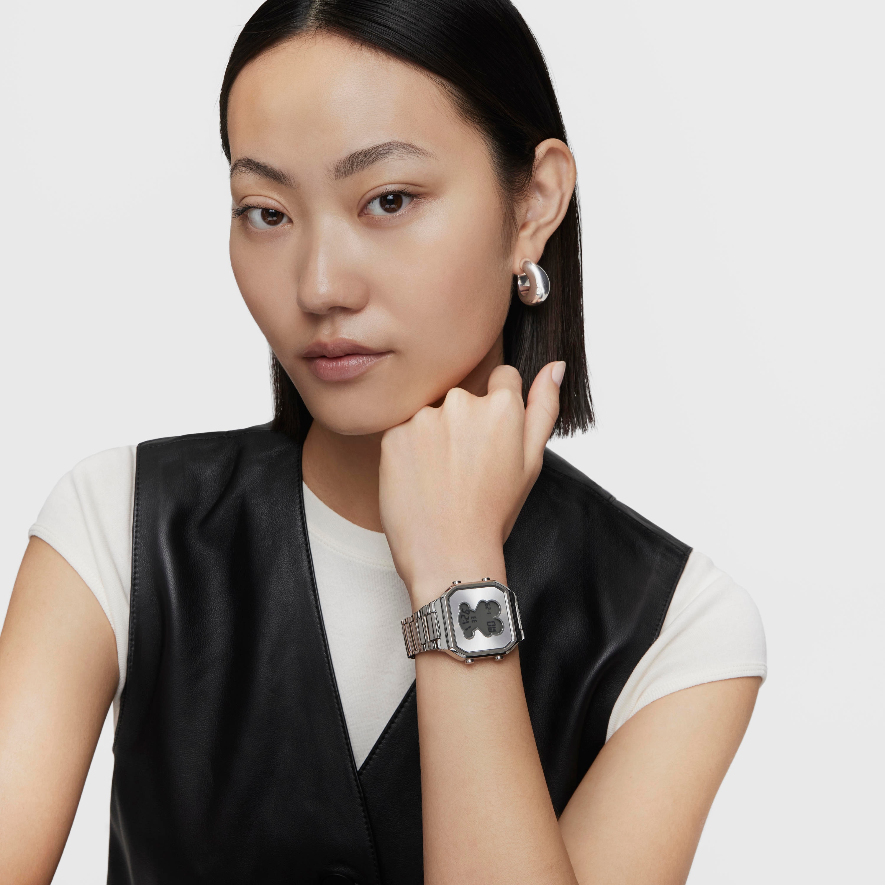 Digital Watch with stainless steel bracelet D-BEAR