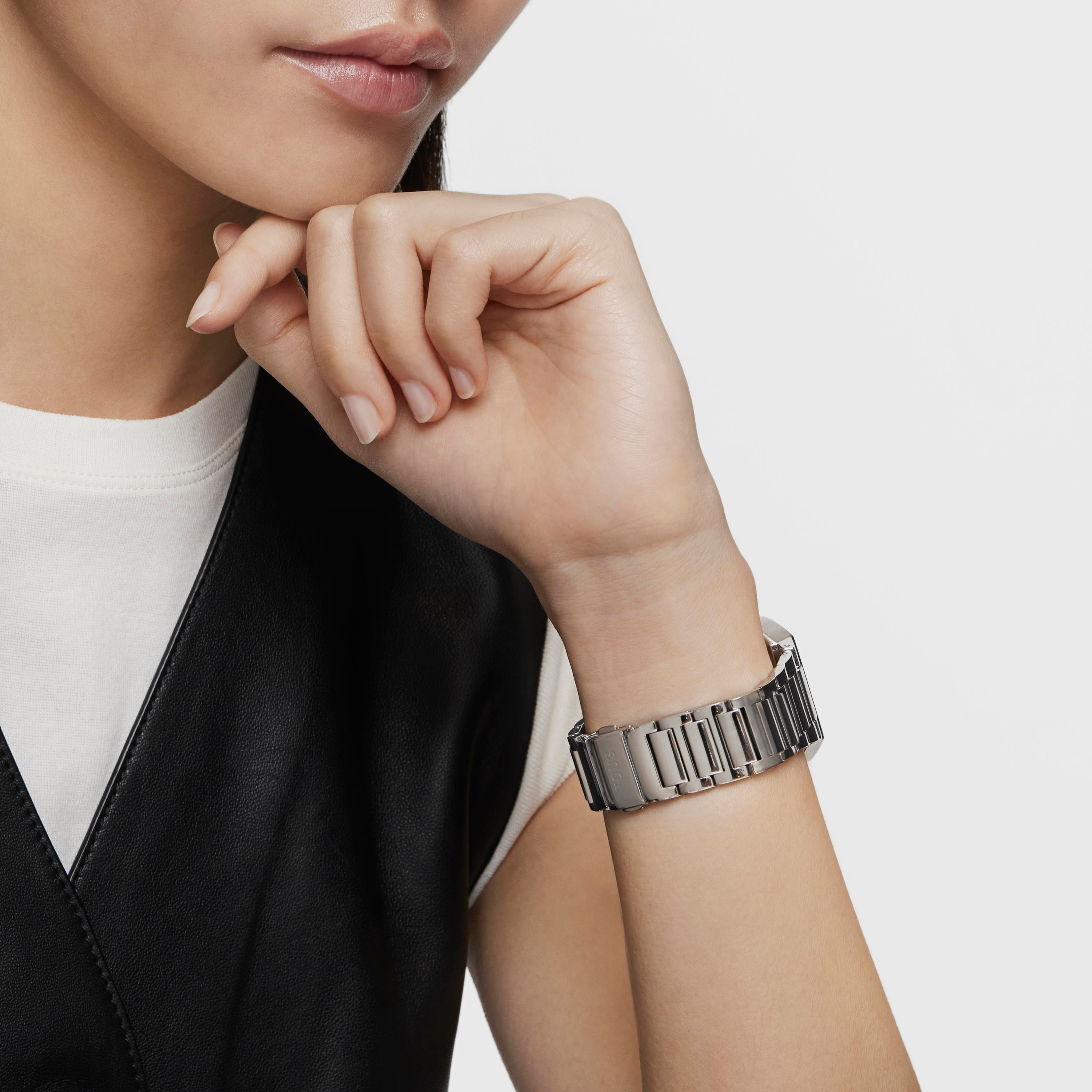 Digital Watch with stainless steel bracelet D-BEAR