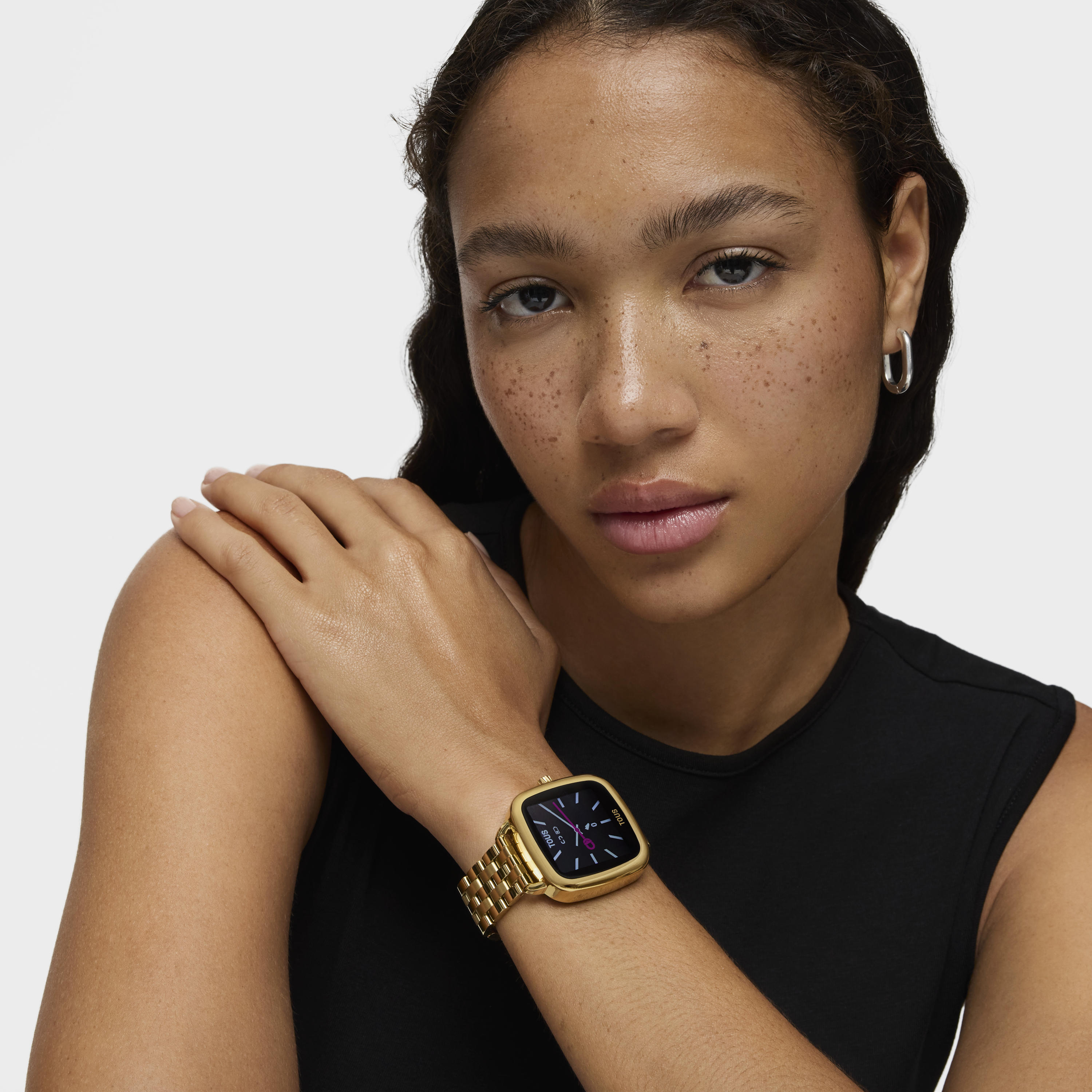 Reloj smartwatch con brazalete de acero IPG dorado D-Connect