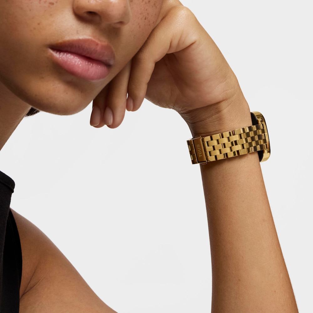 Smartwatch D-Connect ze złotą stalową bransoletą IPG.