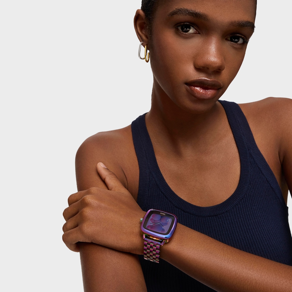 Smartwatch z bransoletą z opalizującej stali IPRG D-Connect