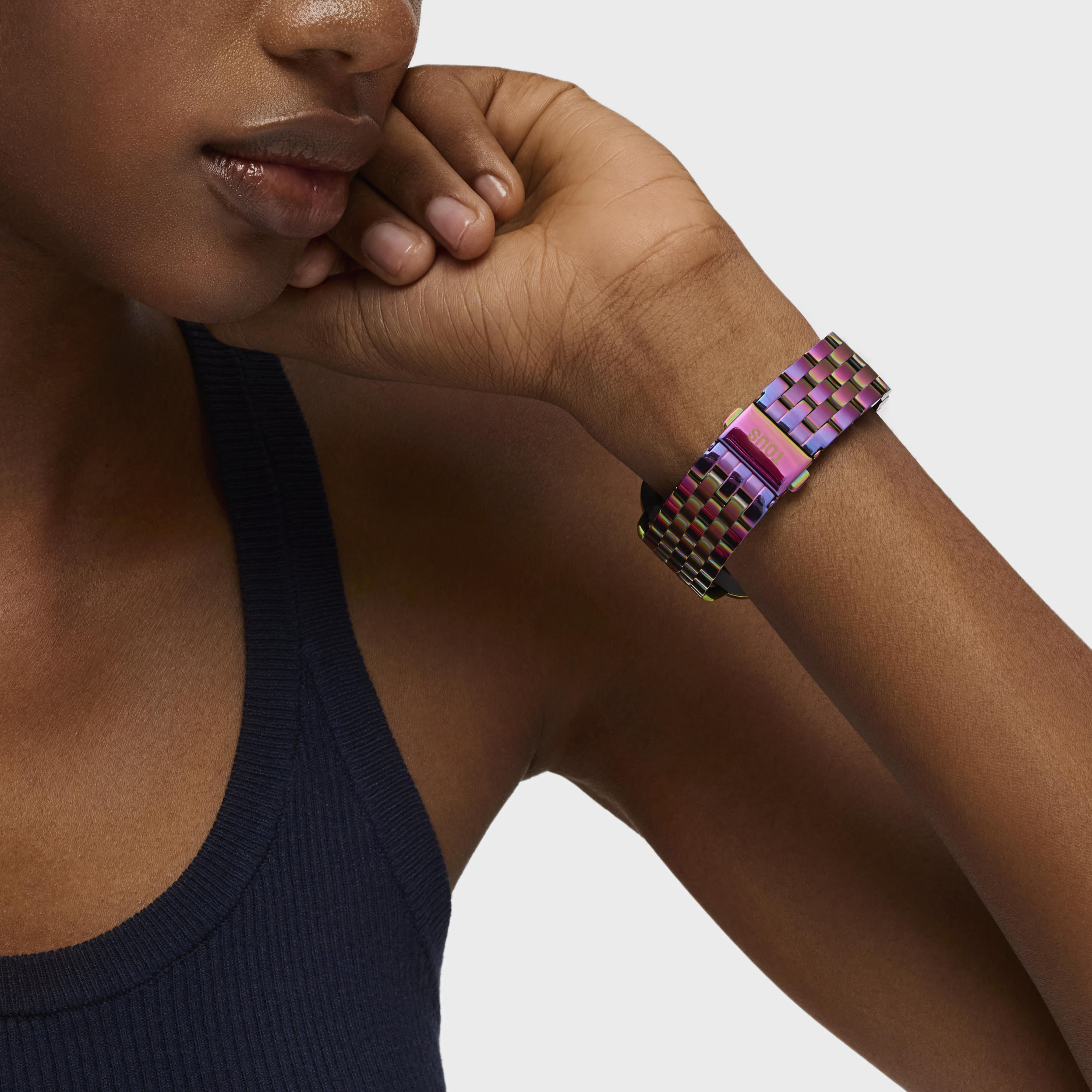 Reloj smartwatch con brazalete de acero IP iridiscente D-Connect