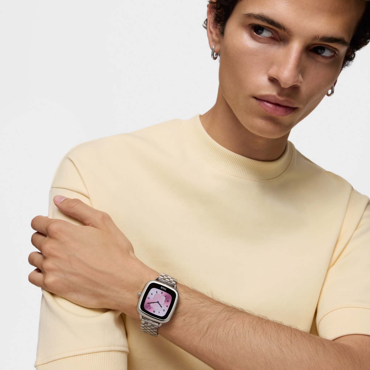 Smartwatch with steel bracelet D-Connect