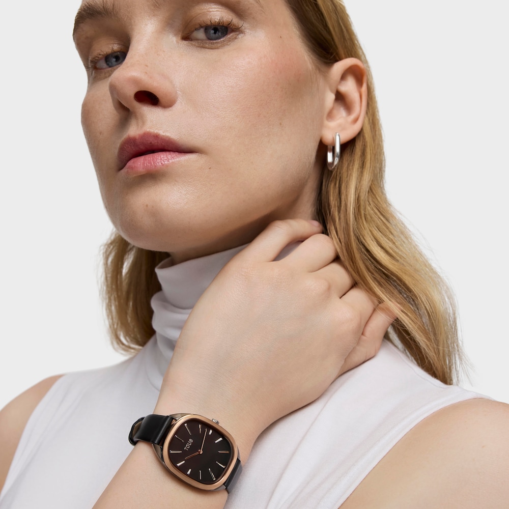 Analogowy zegarek z r&oacute;żowej stali IPRG z czarnym sk&oacute;rzanym paskiem Heritage