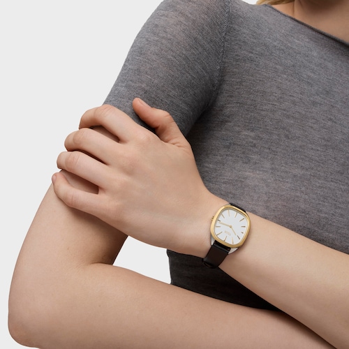 Gold-colored IPG steel analog Watch with black leather strap Heritage