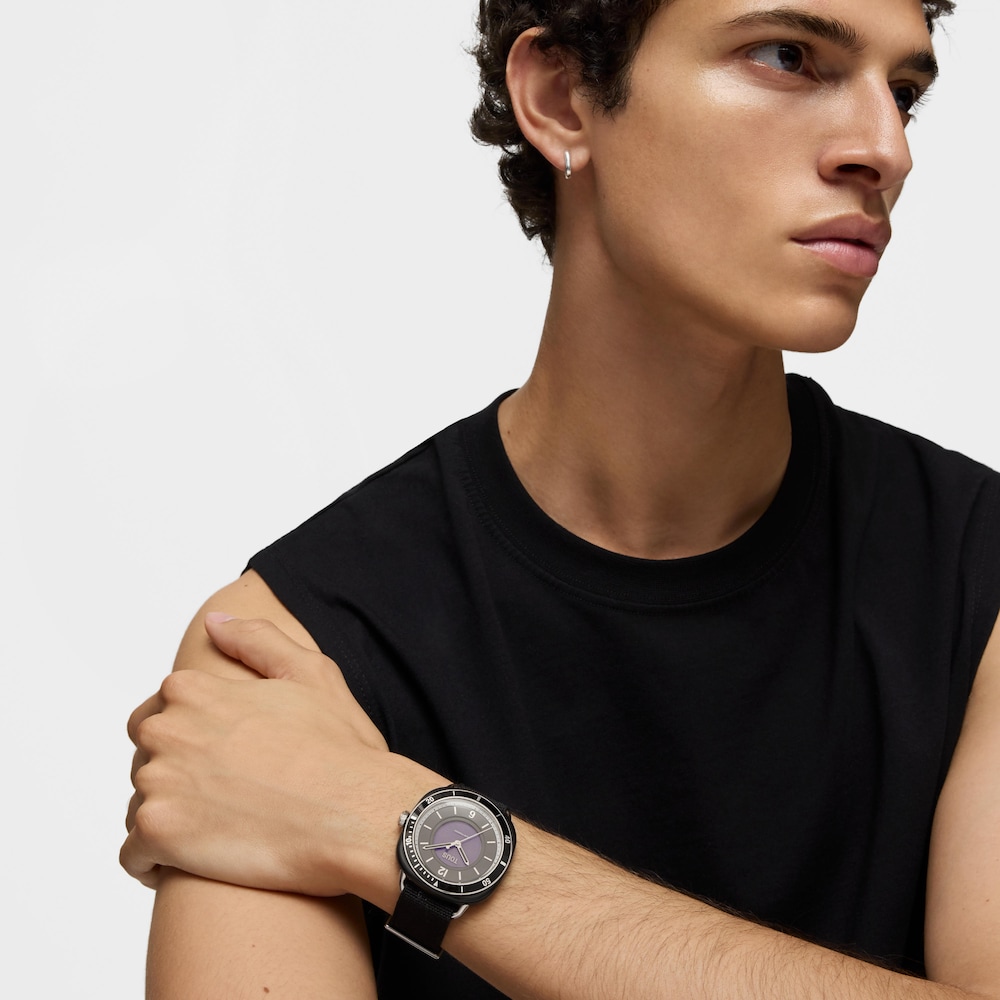 Zegarek analogowy ze stali z czarny elastyczną bransoletą Osier