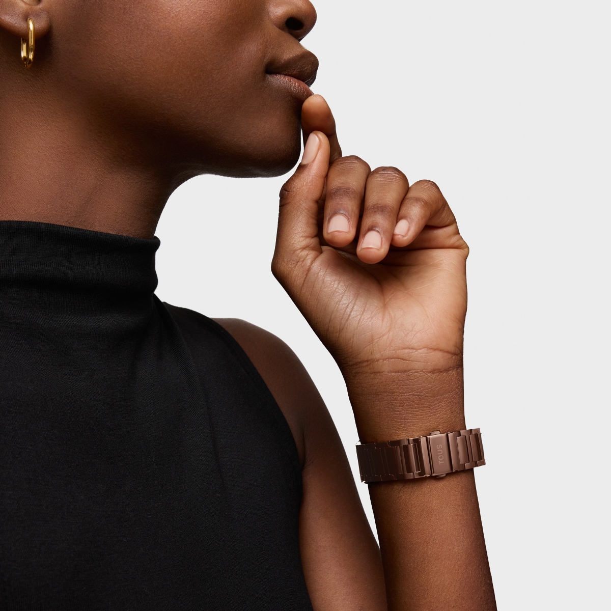 Smartwatch with brown steel bracelet and zirconias B-Connect