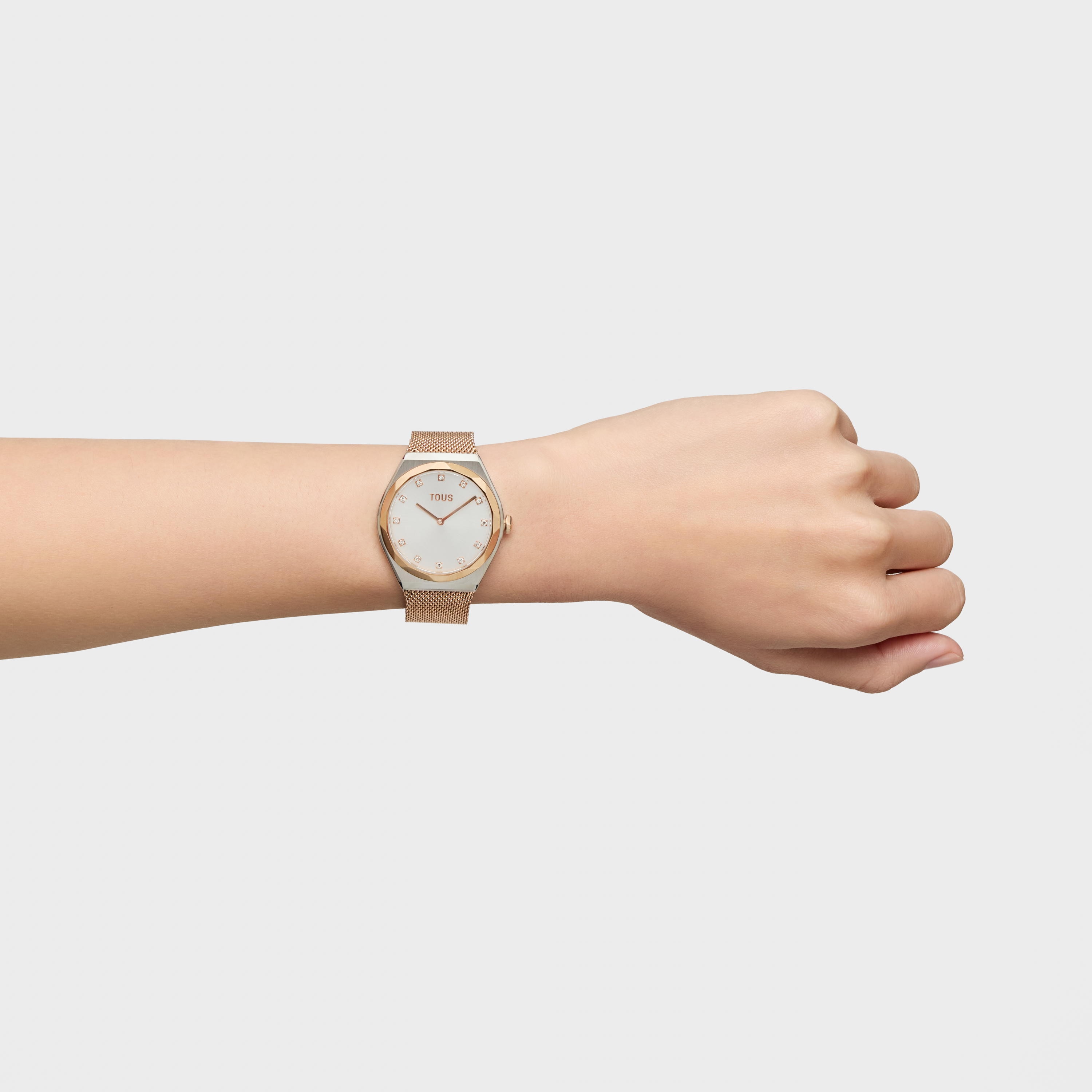 Reloj analógico con brazalete de acero y acero rosa Karat Round Mesh