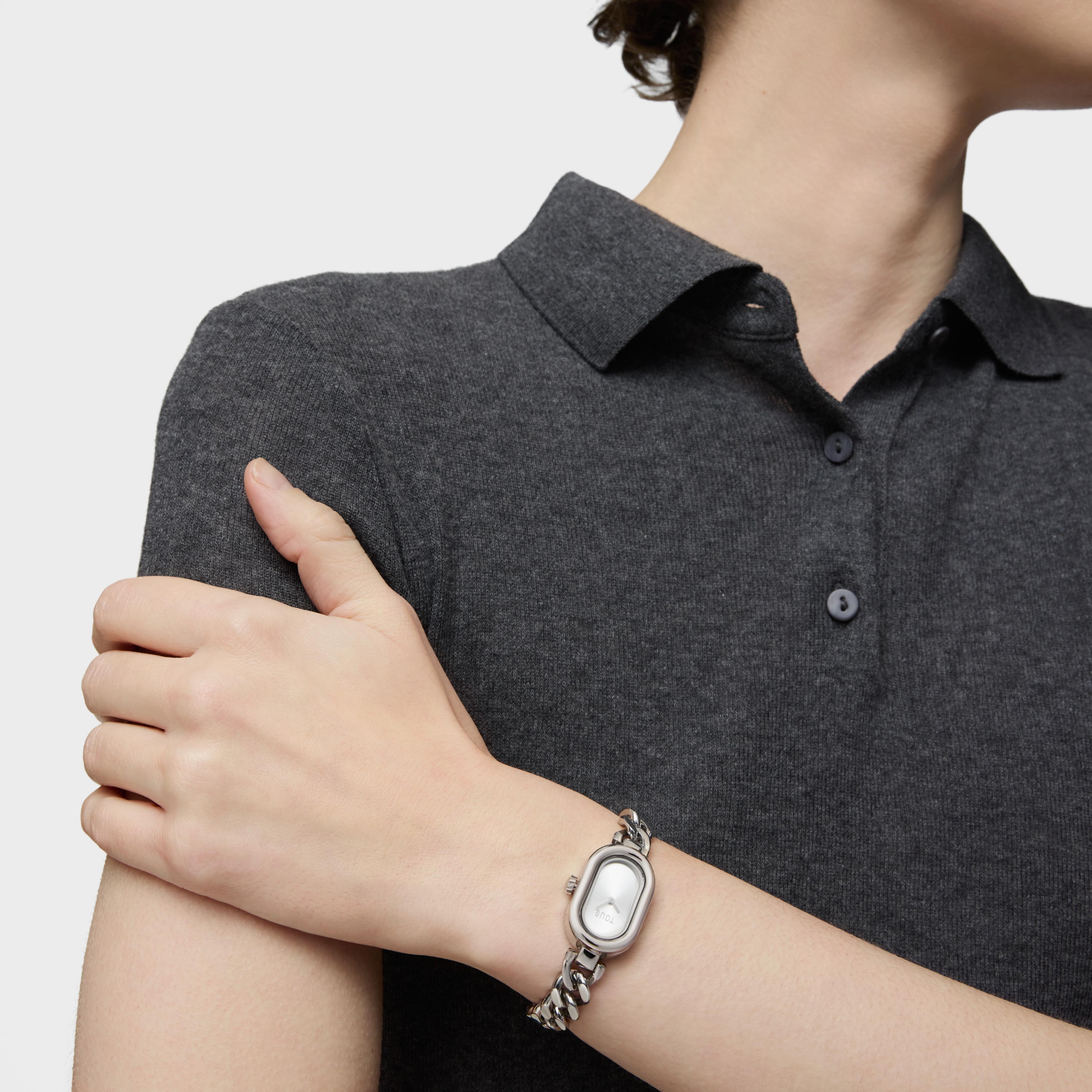 Analog jeweled Watch with steel chain bracelet Oval Time