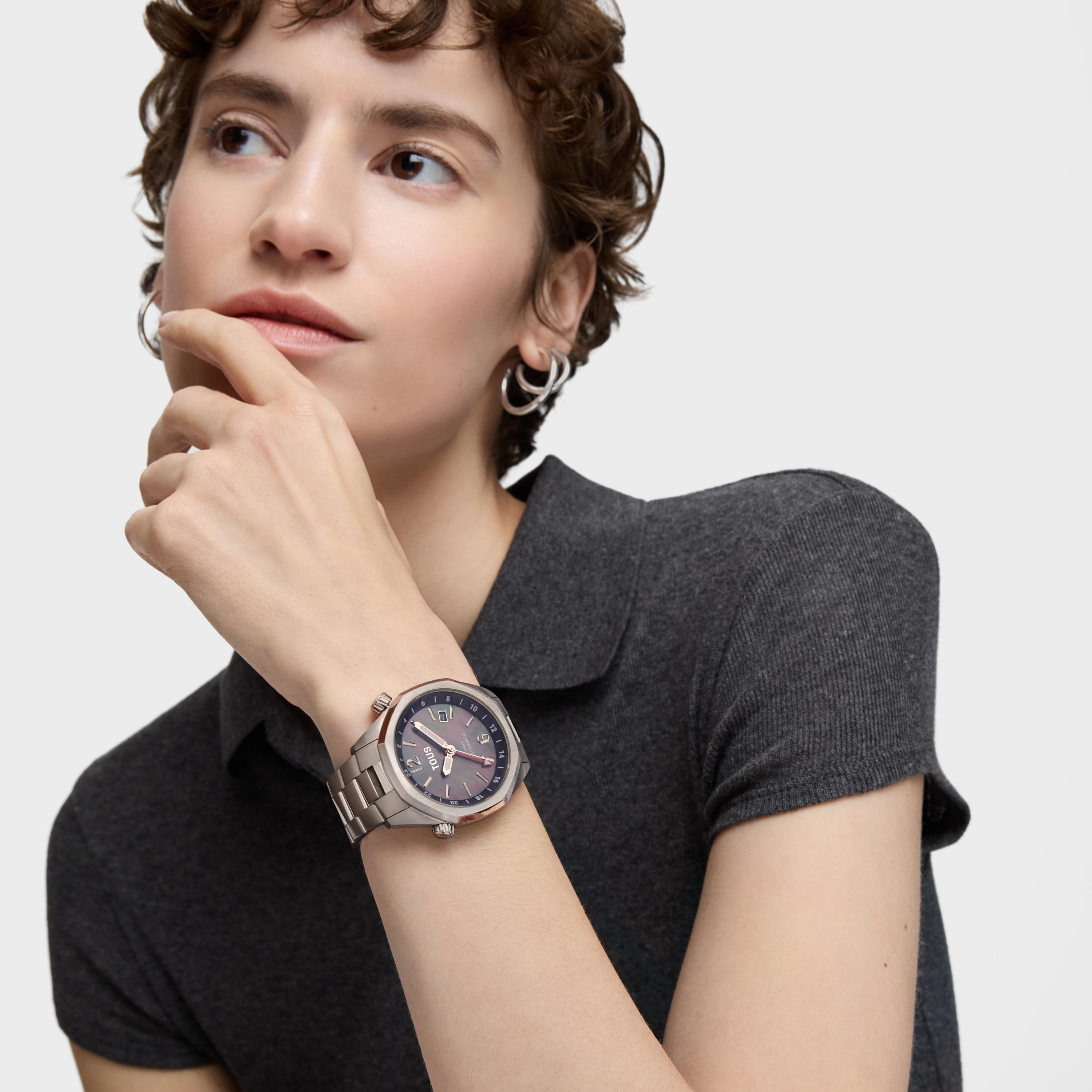 Automatic GMT Watch with gray mother-of-pearl face and steel link bracelet TOUS Now