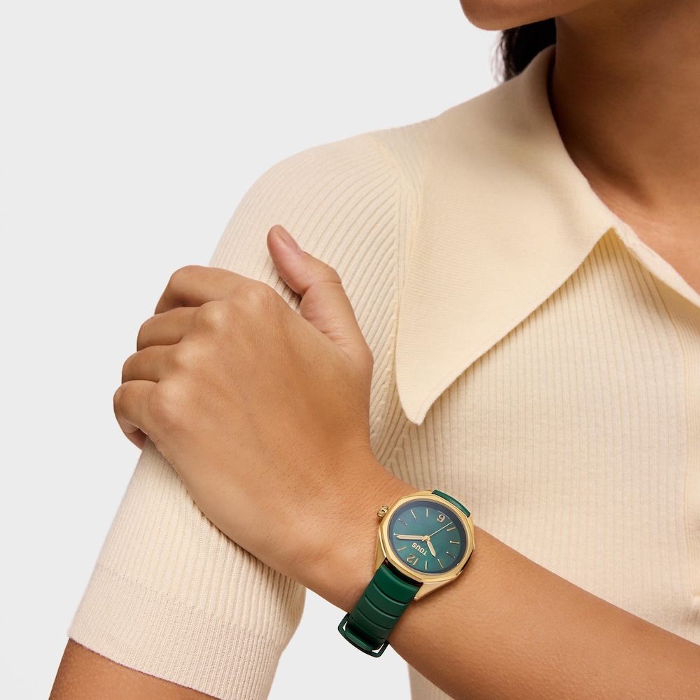 Rel&oacute;gio bicolor anal&oacute;gico com movimento su&iacute;&ccedil;o, mostrador em madrep&eacute;rola e correia de borracha verde TOUS&nbsp;Now Lady