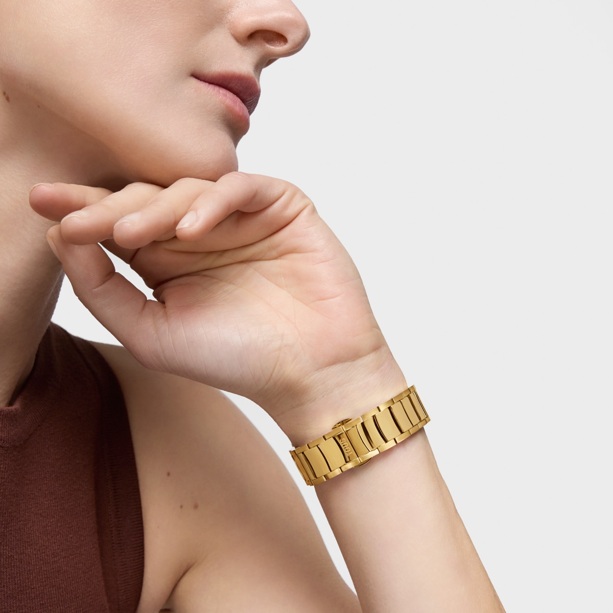 Analog Watch with Swiss movement, mother-of-pearl face and gold-colored steel link bracelet TOUS Now
