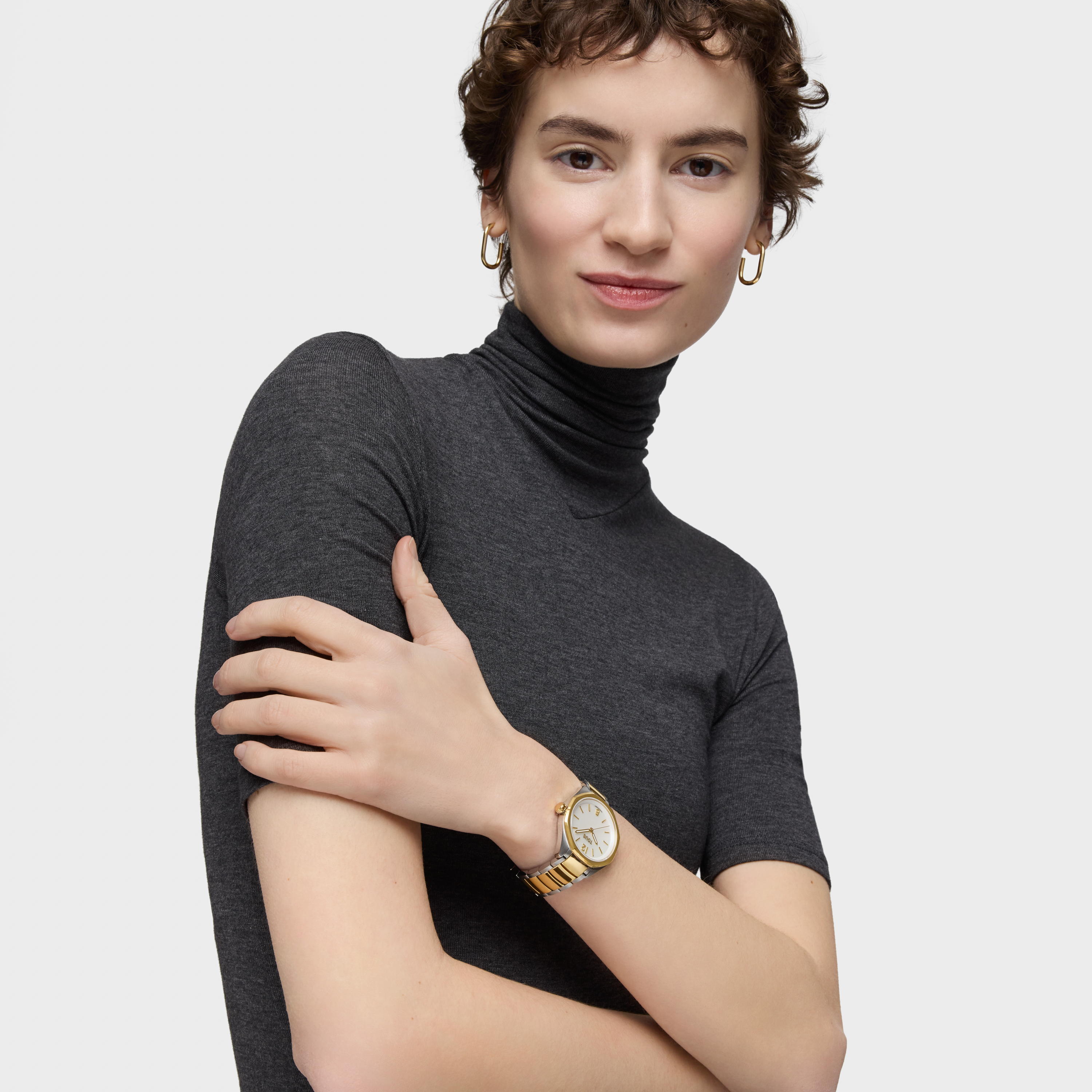 Reloj analógico con movimiento suizo, esfera de nácar y brazalete de de eslabones acero bicolor Tous Now