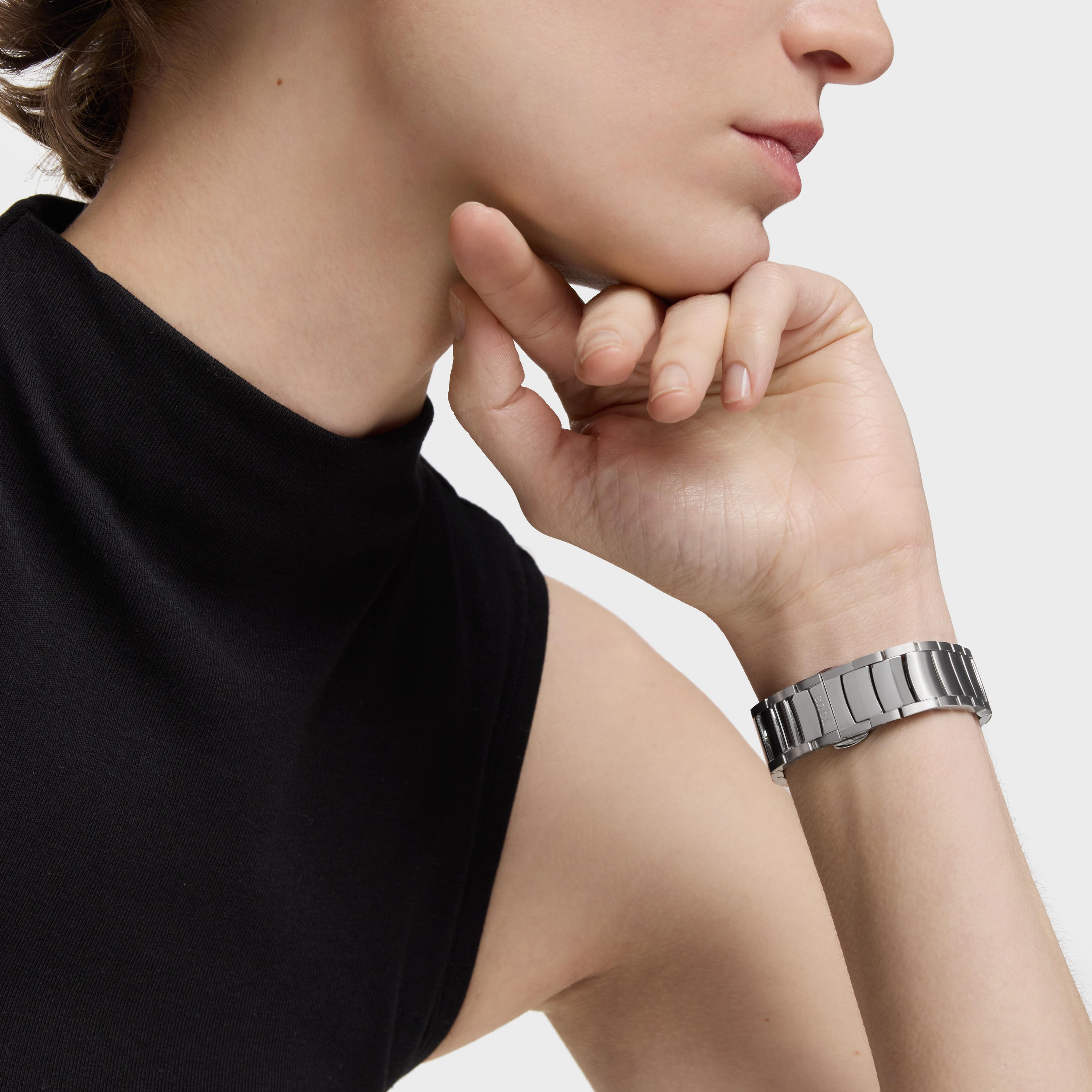 Analog Watch with Swiss movement, mother-of-pearl face and steel link bracelet TOUS Now Lady