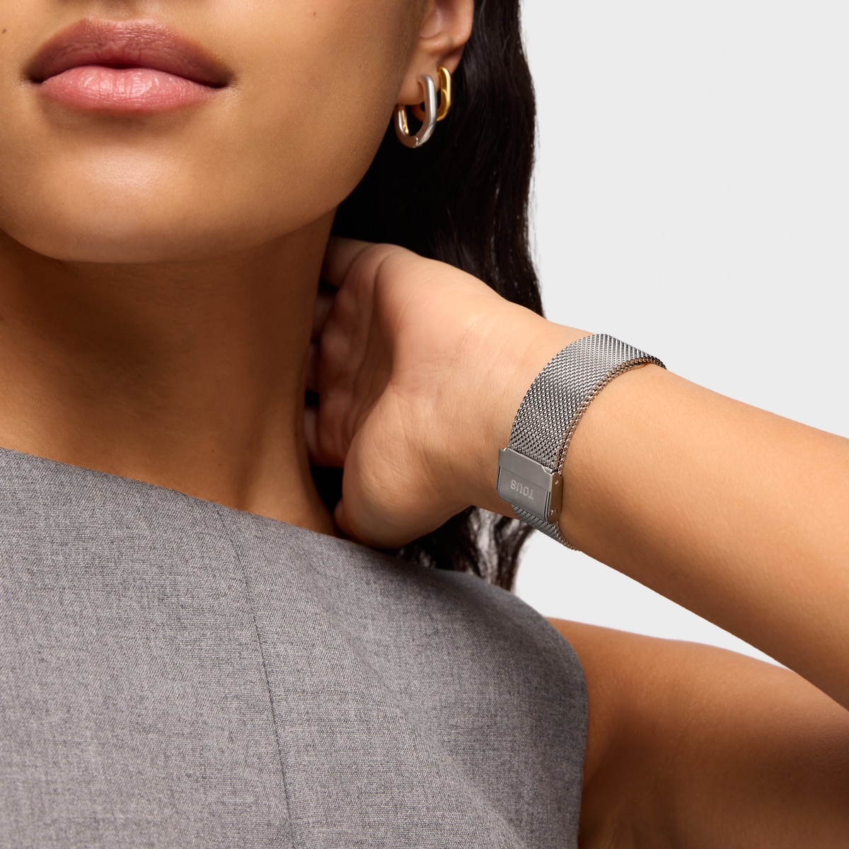 Analog Watch with steel Milanese mesh bracelet and gold-colored steel Mini Mesh