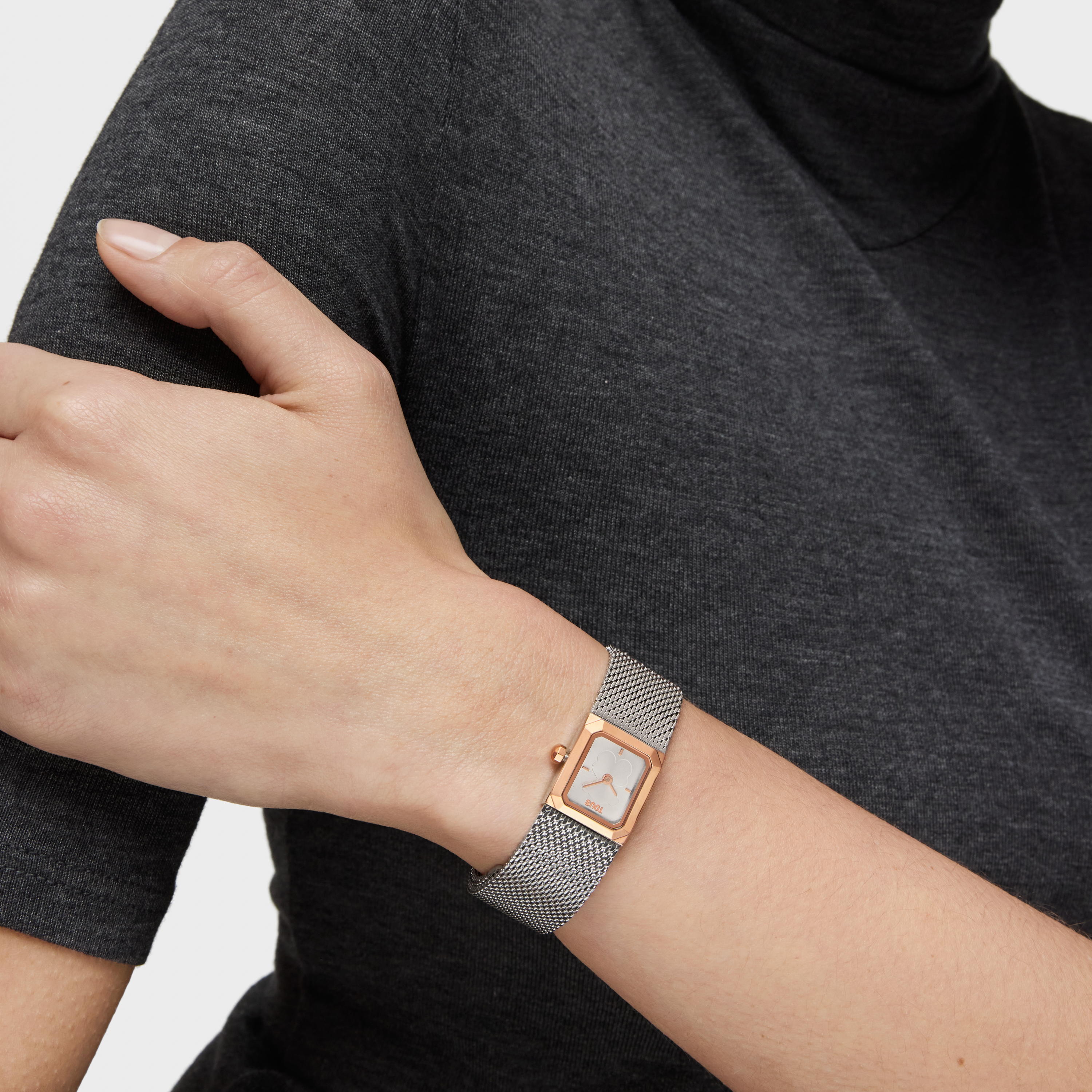 Analog Watch with steel Milanese mesh bracelet and rose-colored steel Mini Mesh