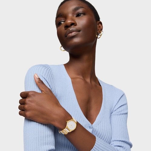 Reloj analógico con brazalete de piel blanca, acero dorado y esfera de nácar Epic Icon