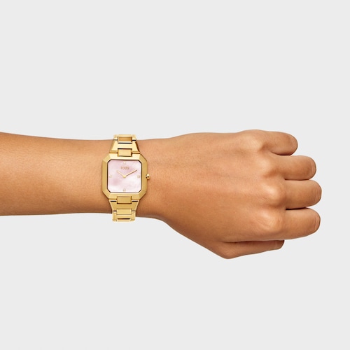 Reloj analógico con brazalete de acero dorado y esfera de nácar rosa Karat