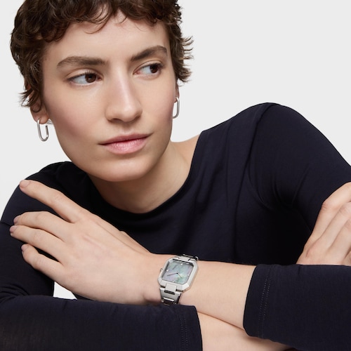 Reloj analógico con brazalete de acero y esfera de nácar Karat